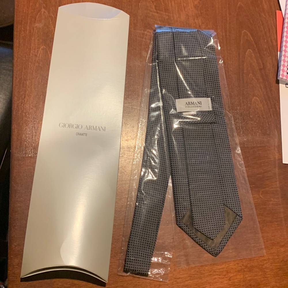 Giorgio Armani Collezioni Pure Silk Tie